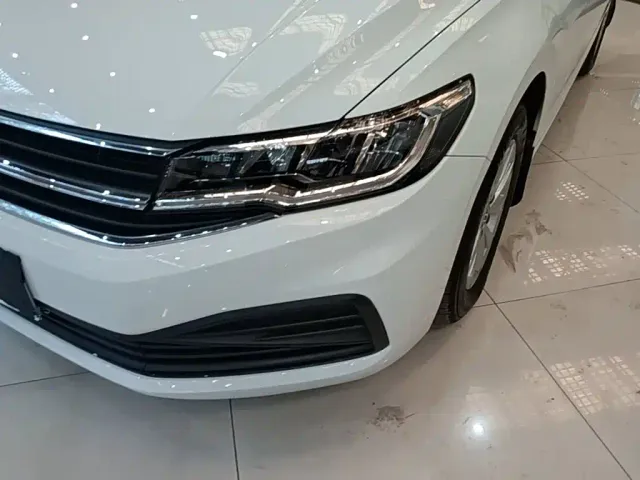 Volkswagen Bora 2021 1.5L Automatic Fashion Smart Edition — Фото автомобиля 23