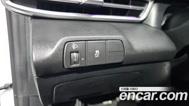 Hyundai Avante CN7 — Фото автомобиля 20