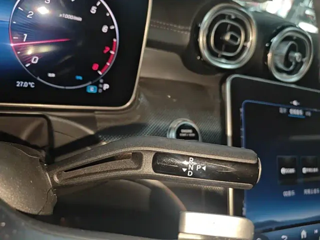 Mercedes-Benz C-Class — Фото автомобиля 9