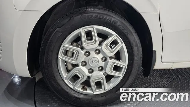 Hyundai Staria Staria L3.5 Карго 5 мест — Фото автомобиля 4