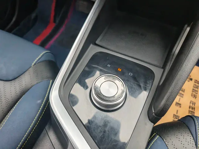 Geely Geometry EX3 Kung Fu Bull — Фото автомобиля 12