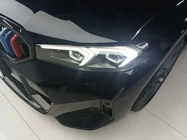 BMW BMW 3 Series 2025 330Li M Sport Night Edition — Фото автомобиля 23