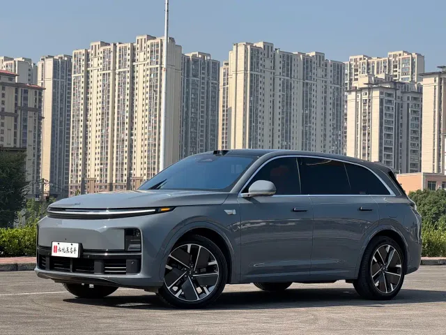 Фотография автомобиля — Li Auto L7