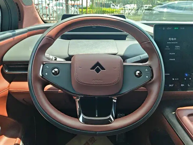 GAC Hyptec HL — Фото автомобиля 15