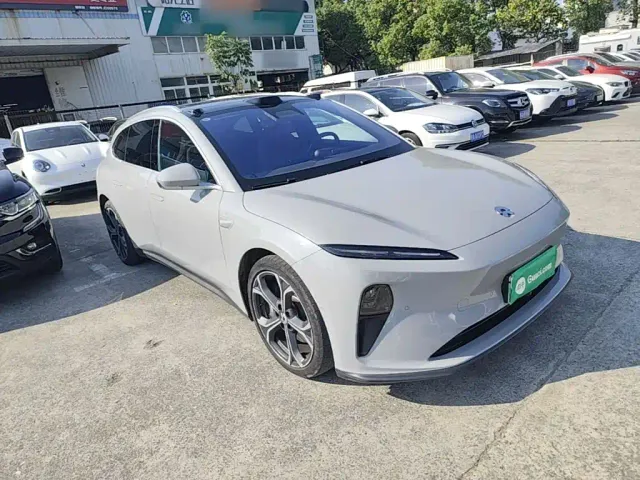 Nio ET5 Touring — Фото автомобиля 3