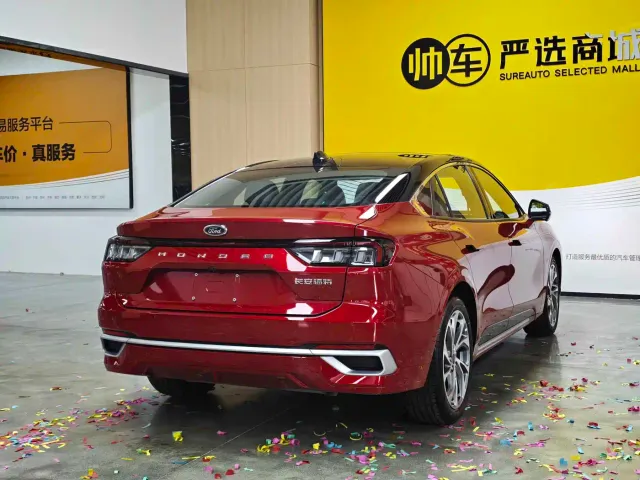 Ford Mondeo — Фото автомобиля 6