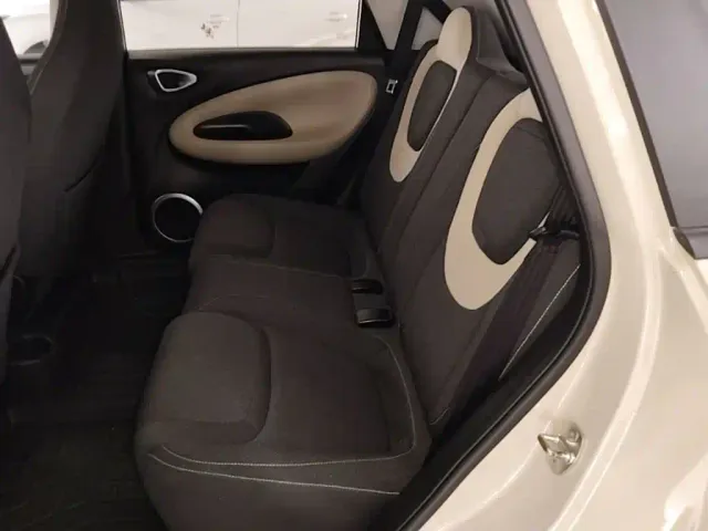 Wuling Bingo — Фото автомобиля 16