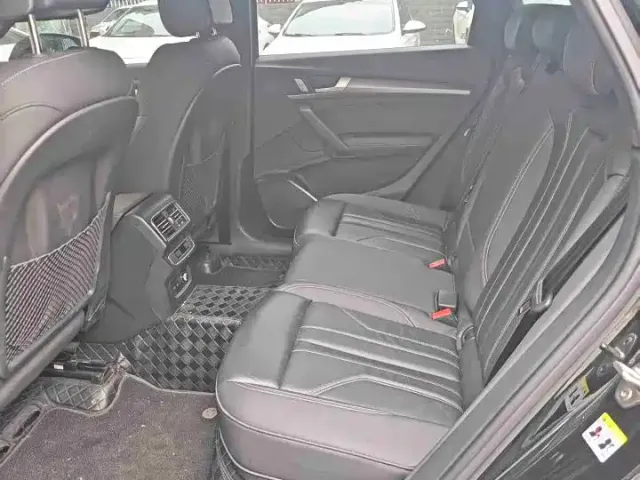 Audi Audi Q5L 2024 Model 40 TFSI Luxury Dynamic — Фото автомобиля 8