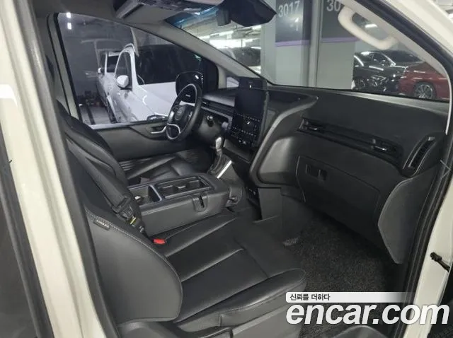 Hyundai Staria — Фото автомобиля 4