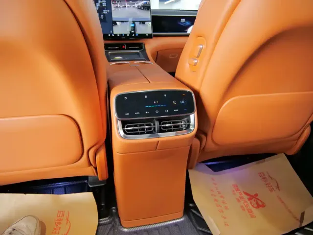 AITO Wenjie AITO M7 2026 Extended Range Ultra AWD 5-Seater — Фото автомобиля 11