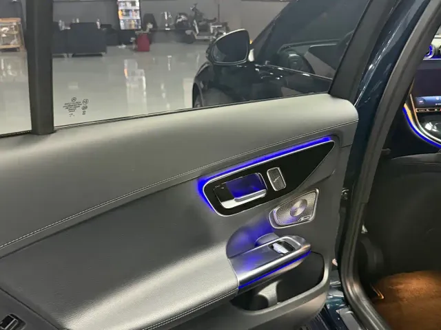 Mercedes-Benz C-Class — Фото автомобиля 13