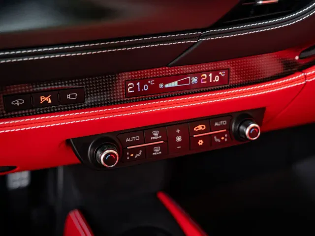 Ferrari F8 — Фото автомобиля 13