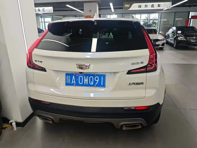 Cadillac XT4 — Фото автомобиля 14