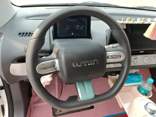 Changan Lumin — Фото автомобиля 15
