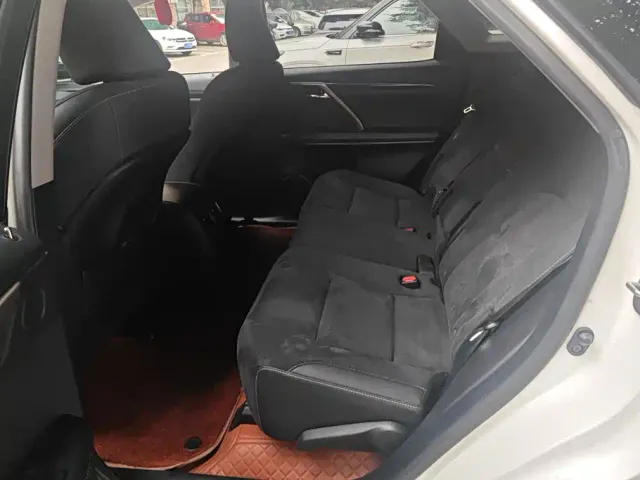 Lexus RX — Фото автомобиля 11