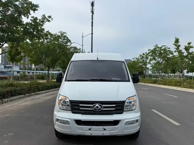 Maxus Xintu V80 — Фото автомобиля 3