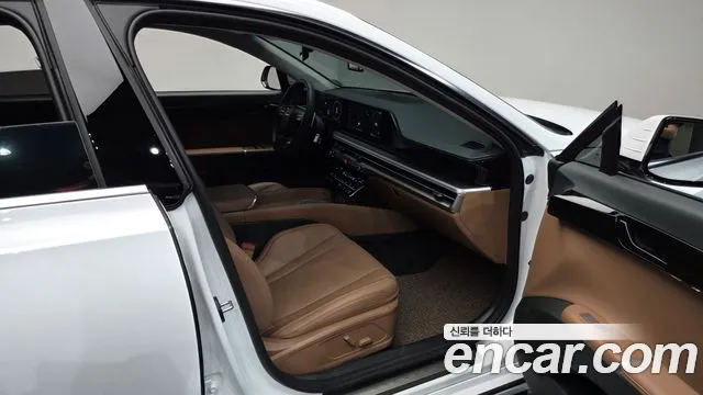 Hyundai Grandeur GN7 — Фото автомобиля 17