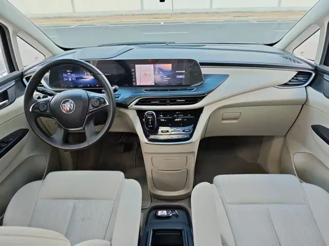 Buick GL8 — Фото автомобиля 5