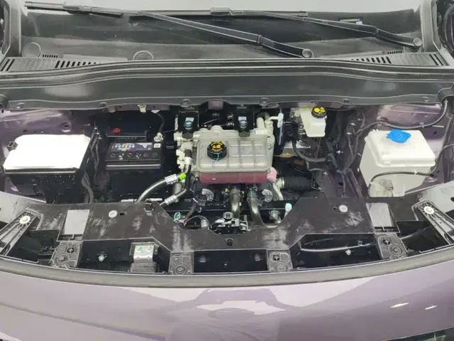 Leapmotor B10 — Фото автомобиля 10
