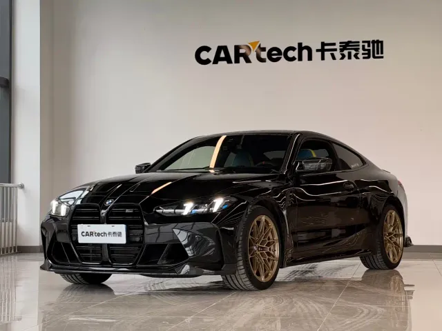 Фотография автомобиля — BMW M4