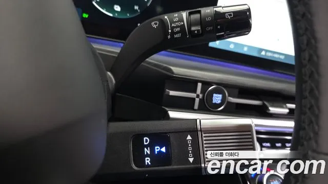 Hyundai Santa Fe MX5 — Фото автомобиля 9