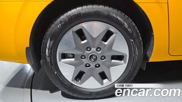 Hyundai Staria Staria L3.5 Школьный автобус — Фото автомобиля 5