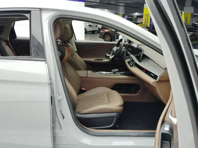Chery Arrizo 8 — Фото автомобиля 8
