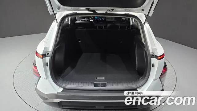 Hyundai Kona Kona (SX2) Бензин 1.6 турбо 2WD — Фото автомобиля 20