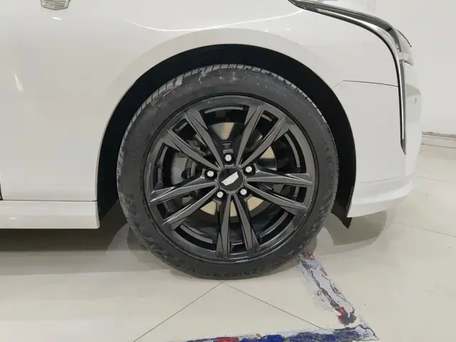 Cadillac CT4 — Фото автомобиля 6