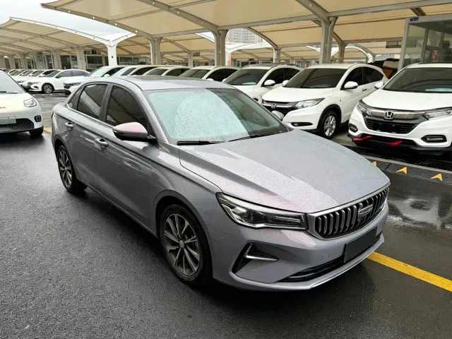 Geely Emgrand — Фото автомобиля 3