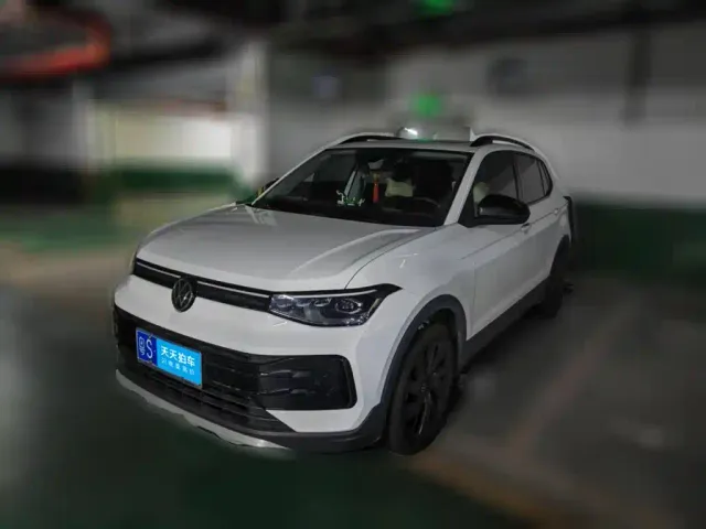 Фотография автомобиля — Volkswagen Tharu