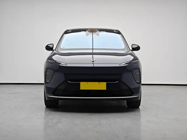 Nio ES8 — Фото автомобиля 2