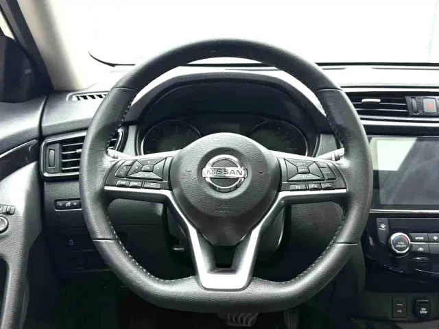 Nissan X-Trail — Фото автомобиля 12