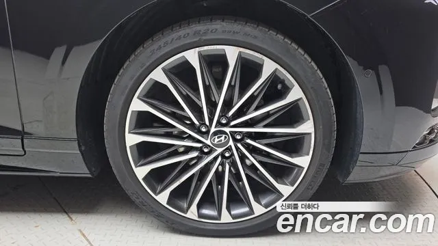 Hyundai Grandeur GN7 — Фото автомобиля 6