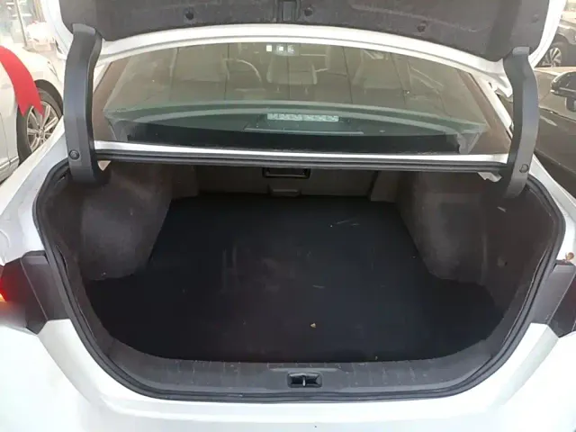 Nissan Teana — Фото автомобиля 18