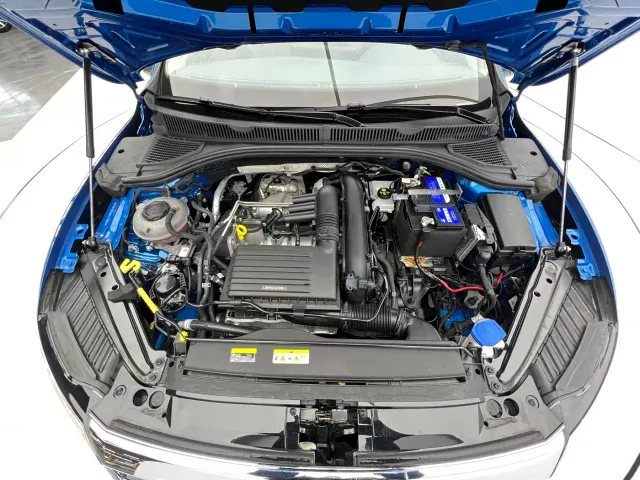 Volkswagen Sagitar — Фото автомобиля 8