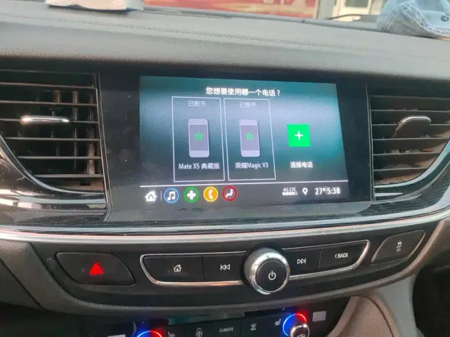 Buick Regal — Фото автомобиля 13