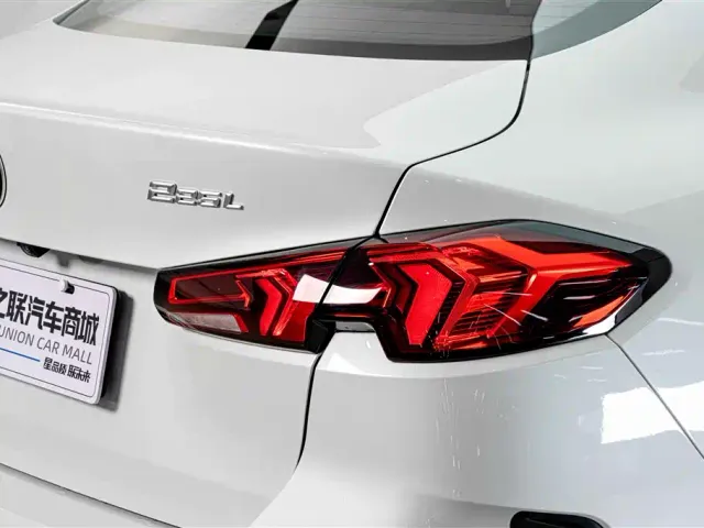 BMW 2 Series — Фото автомобиля 8