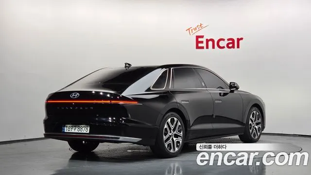 Hyundai Grandeur — Фото автомобиля 2