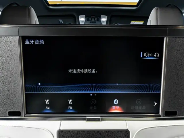 Lexus LM — Фото автомобиля 21