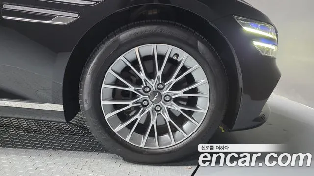 Genesis G80 RG3 — Фото автомобиля 6