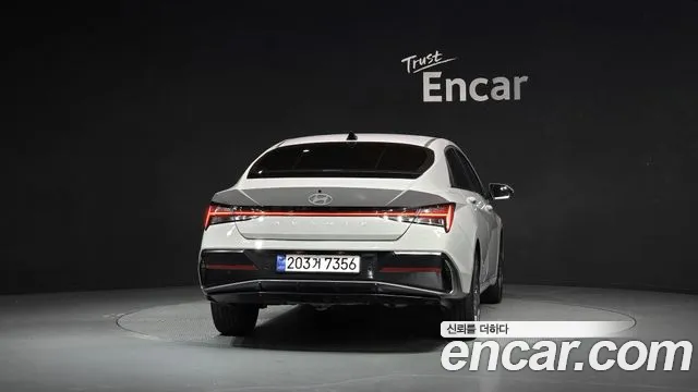 Hyundai Avante CN7 — Фото автомобиля 4
