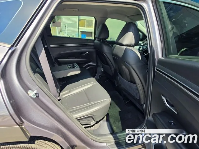 Hyundai Tucson Tucson (NX4) Дизель 2.0 4WD — Фото автомобиля 6