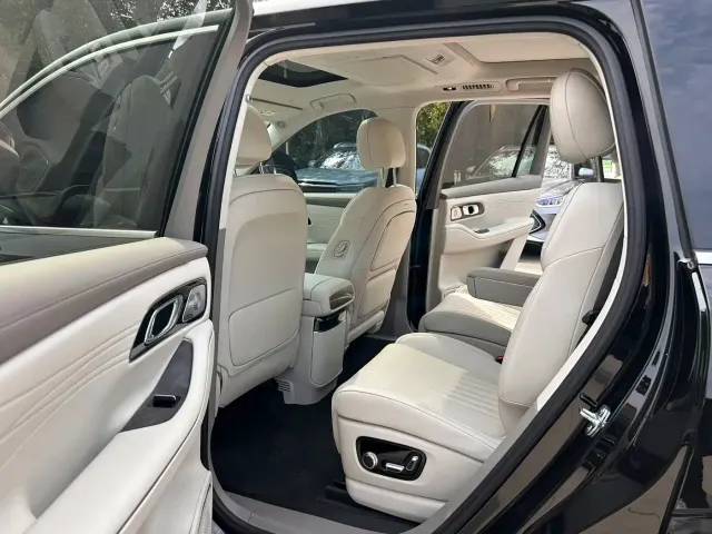Geely Galaxy Galaxy M9 2025 Model 230km 2WD Explorer+ Edition — Фото автомобиля 11