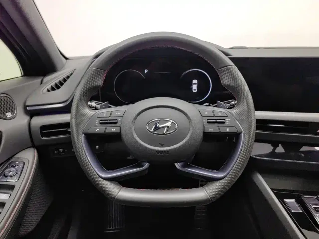 Hyundai Sonata — Фото автомобиля 11
