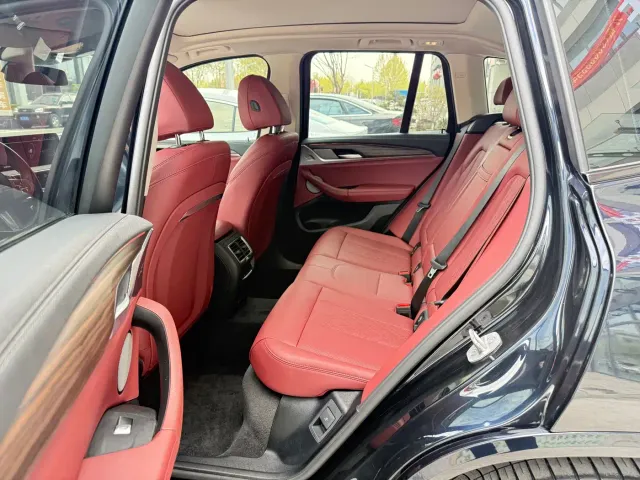 BMW X3 — Фото автомобиля 8