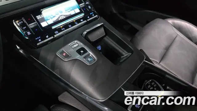 Hyundai Grandeur — Фото автомобиля 8