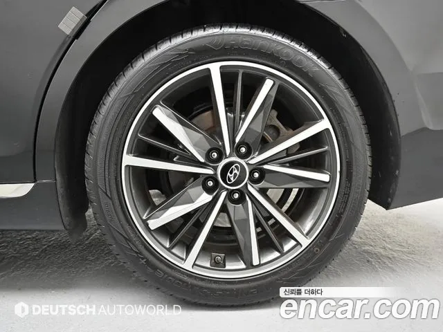Hyundai Grandeur Новый Grandeur IG — Фото автомобиля 19