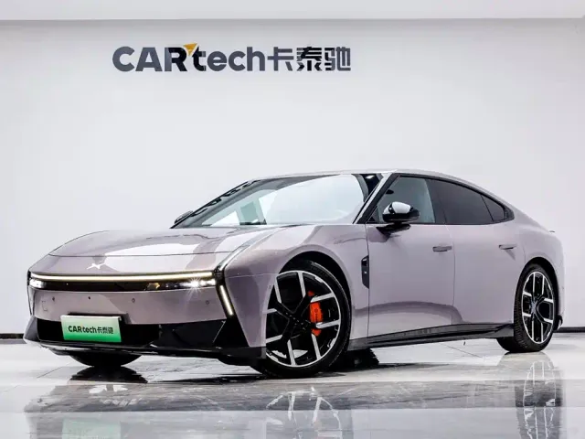 Xpeng P7 — Фото автомобиля 2