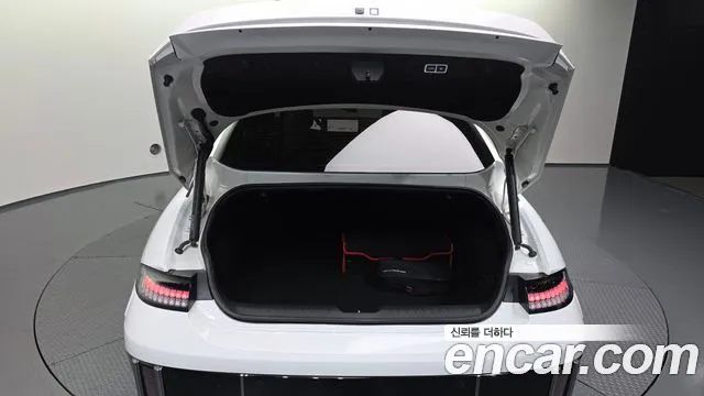 Hyundai Ioniq6 Long Range AWD — Фото автомобиля 20